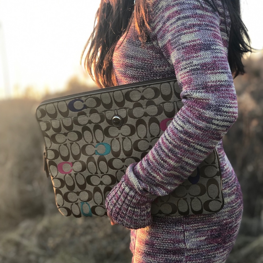 Extra large coach pouch